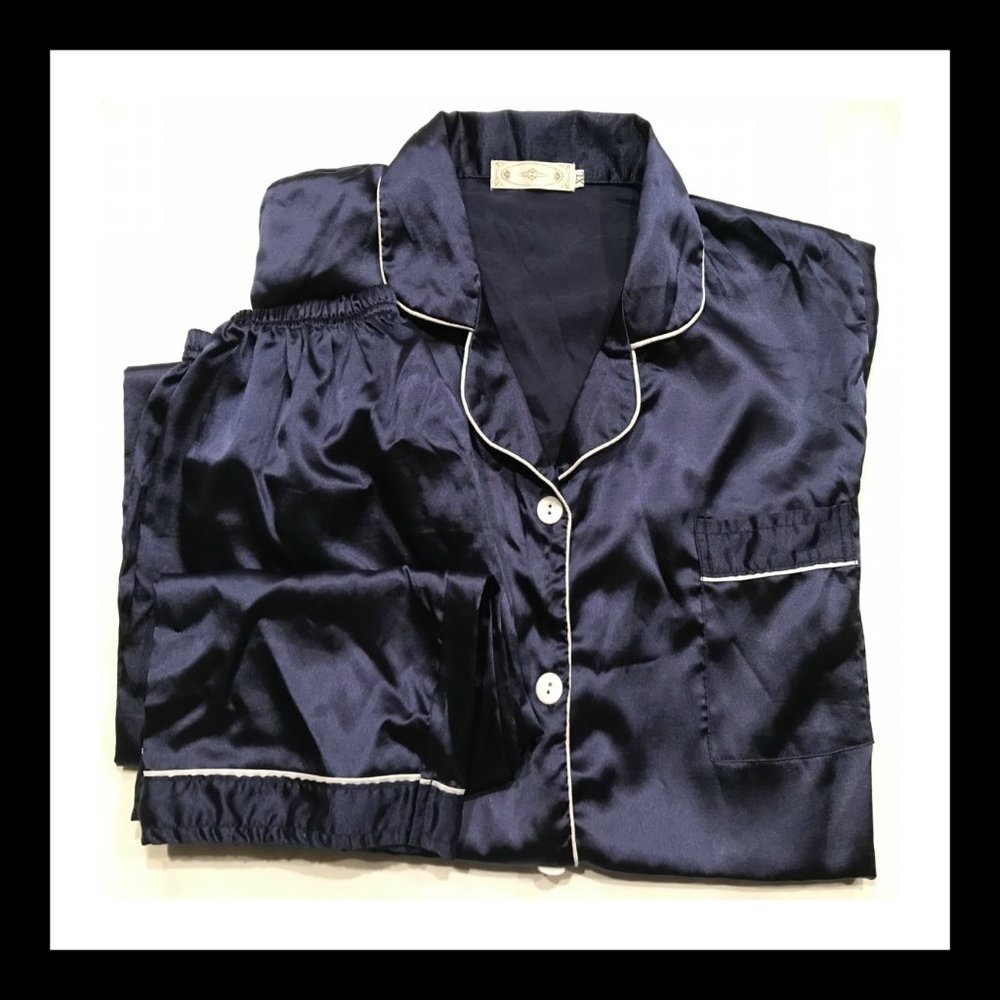 Silky White Lined Sleepwear/Pajama Set